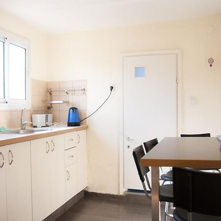 Neve Tzedek Original Style Apartments Tel Aviv Luaran gambar